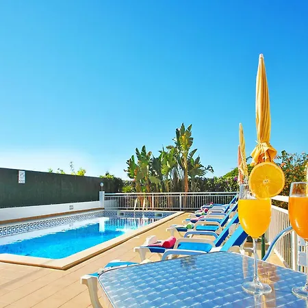 Villa In Albufeira With Private Pool & Beaches * البوفيرا