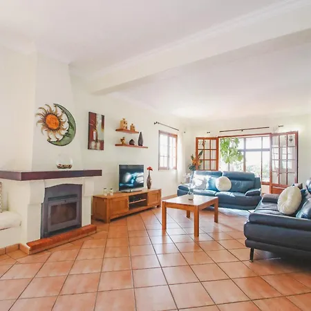 فيلة Villa In Albufeira With Private Pool & Beaches